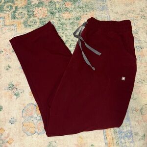 Maroon women’s Kade cargo pants- regular length